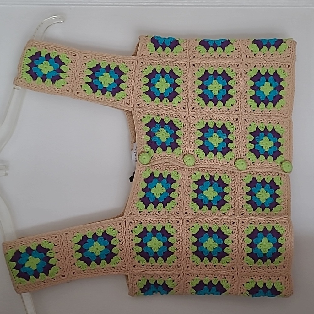 Zara Women's Crochet Crop Top - Picture 3 of 8